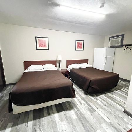 Azure Sky Motel Fort Scott Екстериор снимка