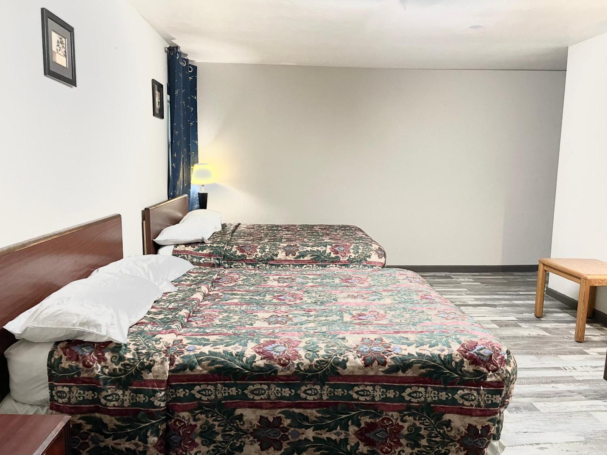 Azure Sky Motel Fort Scott Екстериор снимка